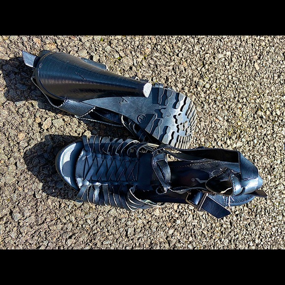 Sexy sandal heels! Y2K - Picture 3 of 6